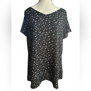 Croft & Barrow Black Blouse with Pink and White Accents